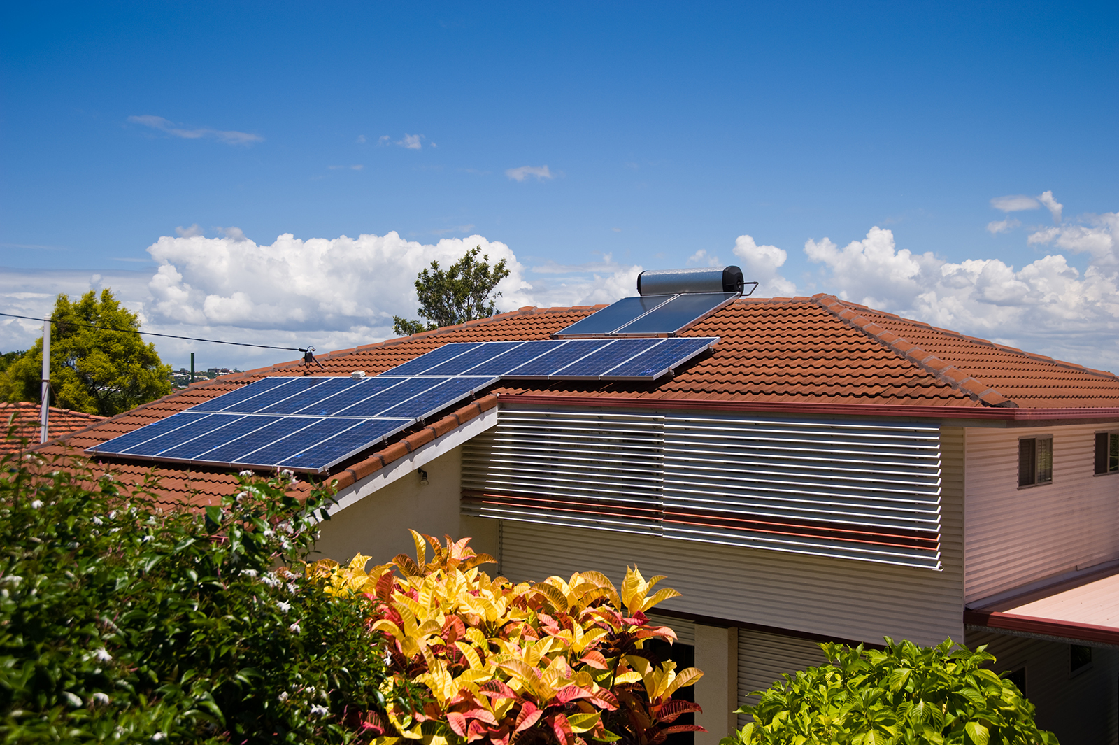 住宅与太阳能电池板